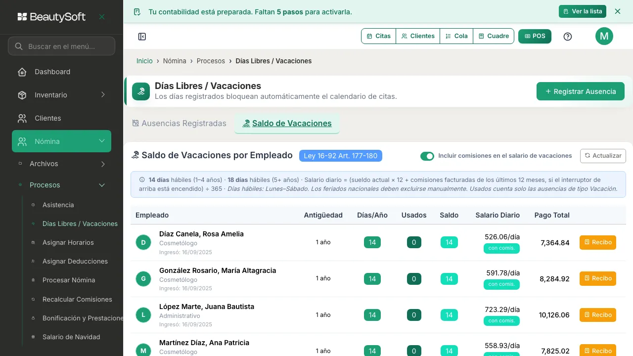 Pestaña Saldo de Vacaciones con la tabla de antigüedad, días por año, usados, saldo, salario diario y pago total
