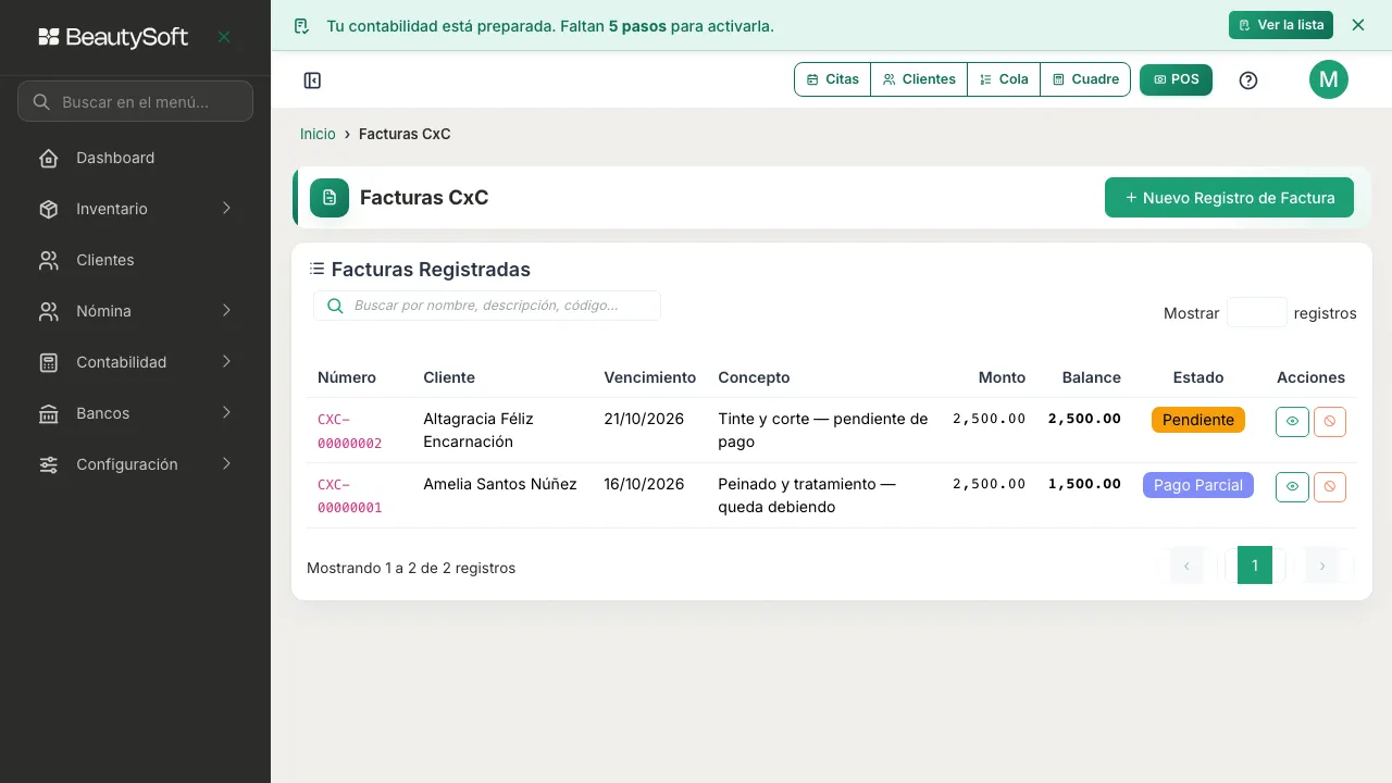 Lista de Facturas CxC con dos filas: una en estado Pendiente y otra en Pago Parcial, con su balance