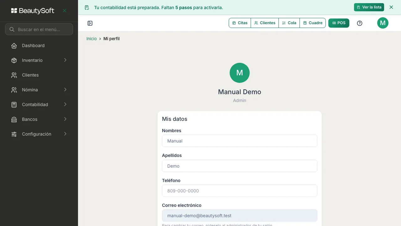 Pantalla de perfil con las tarjetas Mis datos y Cambiar contraseña